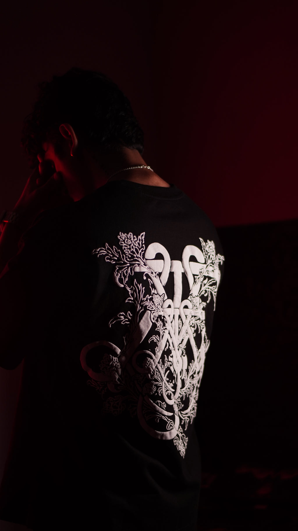 JASMAH Oversize Obsidian Tee